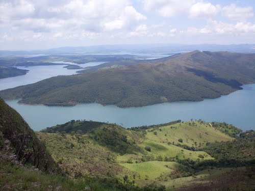 Represa de Furnas vista do morro do chapéu