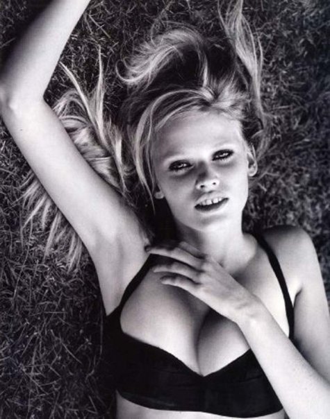 lara stone body. Lara Stone is my favorite