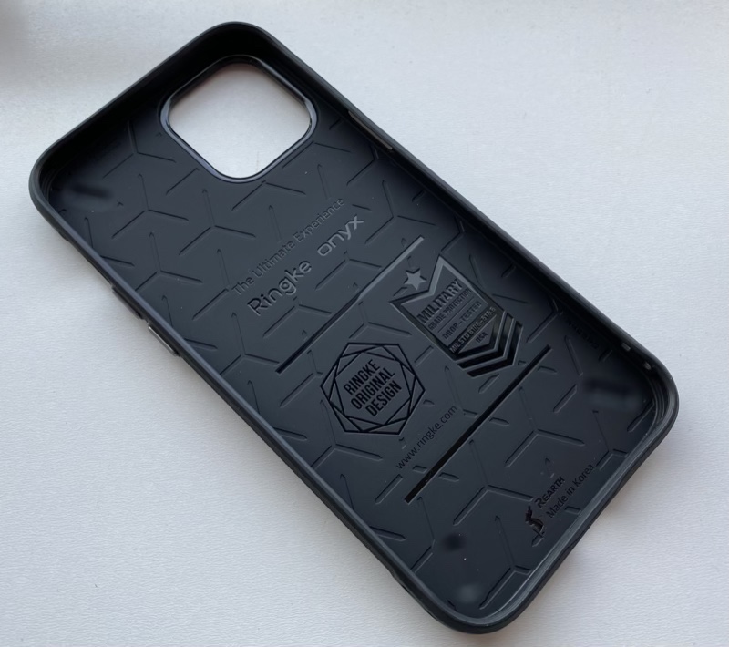 Review: Spigen iPhone 13 Tough Armor Case – The IT Nerd