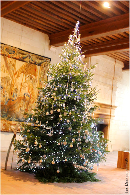 Décorations de noël à Chambord - Les Mousquetettes©