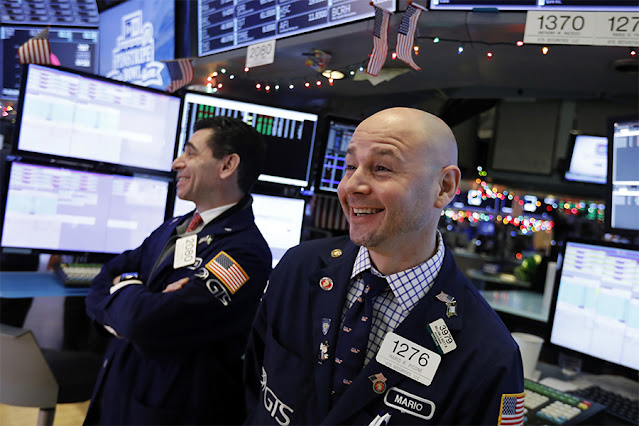 Wall Street cierra al alza