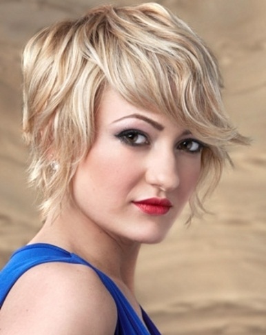 Chic Short Choppy Bob Hair Style 2014