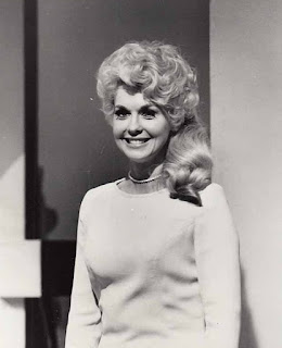 Donna Douglas, 1967