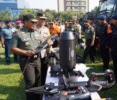 SKapolda Jatim Pimpin Apel Kesiapsiagaan Penanggulangan Bencana