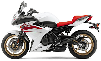 2010 Yamaha FZ6R First Look