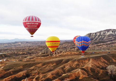 Terbang Bersama Hot Air Baloon di Cappadocia, Turki