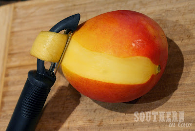 How to Peel a Mango Easily (with a vegetable peeler)