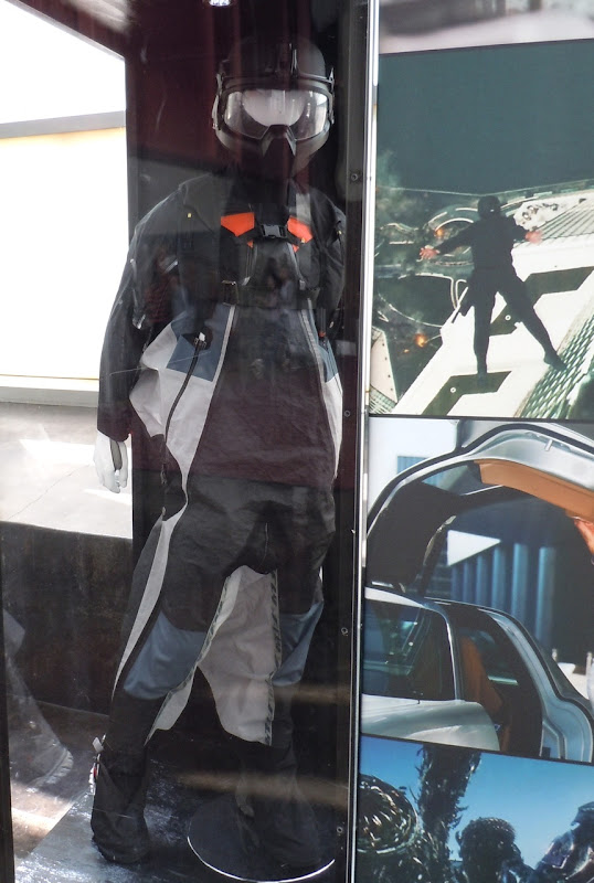 Skydiving costume Transformers Dark of the Moon