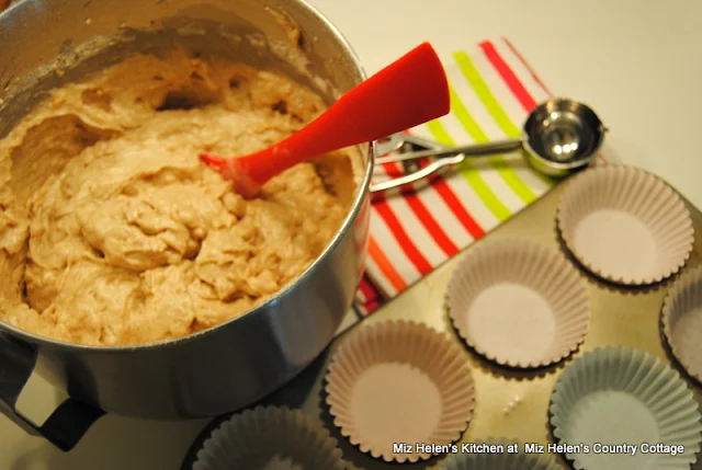 Apple Doodle Cupcakes With Caramel Frosting at Miz Helen's Country Cottage