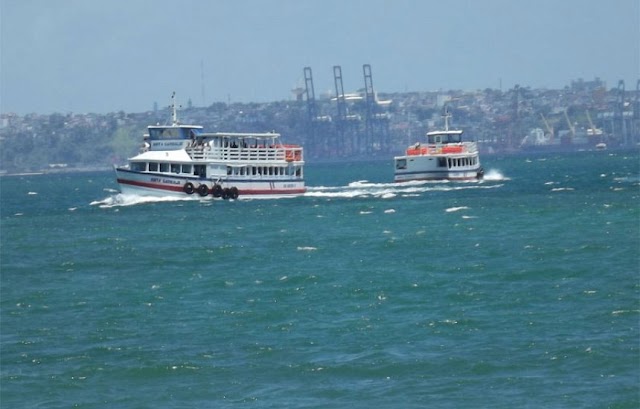 Travessia Salvador-Mar Grande faz saídas de  meia em meia hora e registra  embarque imediato