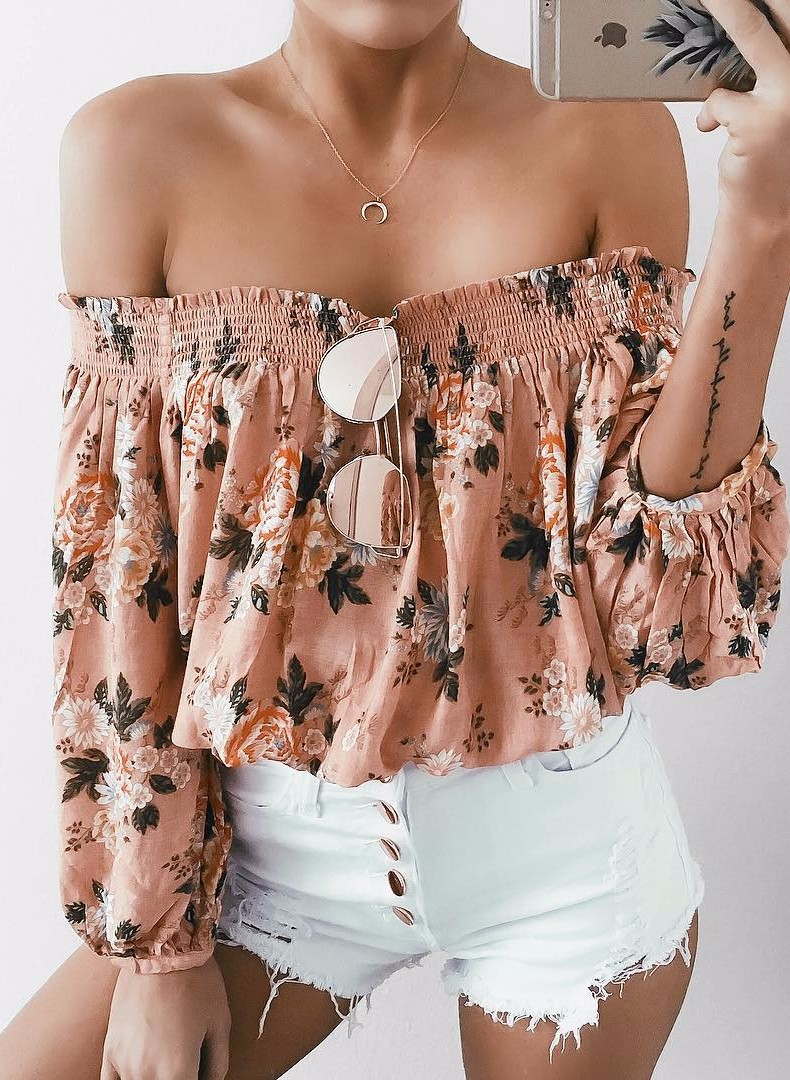 printed off-the-shoulder + high waist denim / summer look 