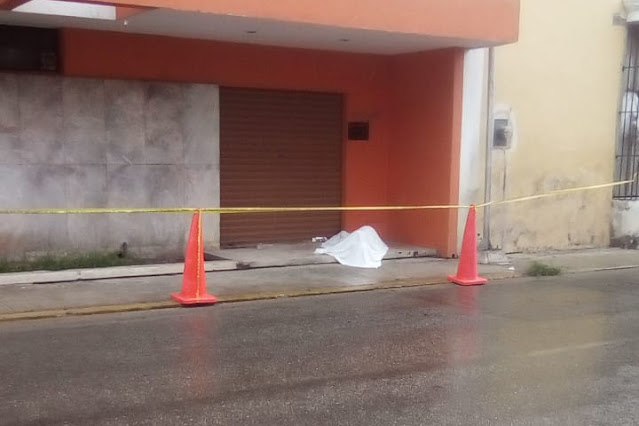 Fallece indigente en céntrica calle de Mérida