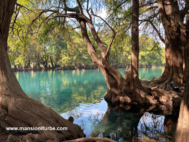 Lago de Camécuaro en Michoacán