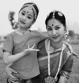 Hindi Chini behen behen