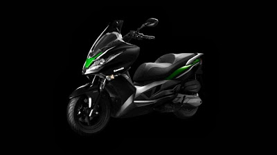 Fotos Kawasaki J300