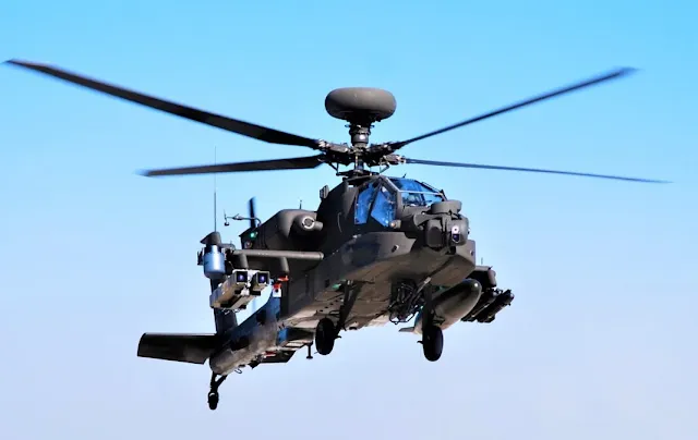 AH-64 được trang bị tên lửa Spike NLOS