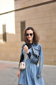 denim dress streetstyle