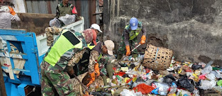 Dansektor 4 : Biasakan Hidup Bersih dan Sehat Dengan Buang Sampah Pada Tempatnya.