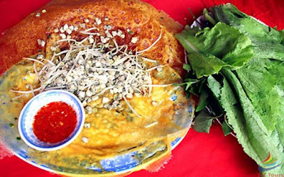 Đặc sản bánh xèo hến