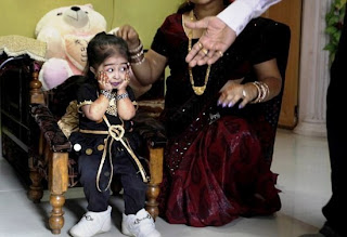 Funny Smallest Woman in the World