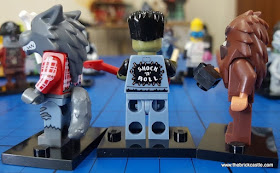  LEGO minifigure Monster Rocker Werewolf Square Foot Sasquatch