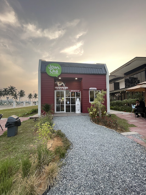 Nikmati Ice Cream di Jom Cha Stulang Laut, Johor Bahru