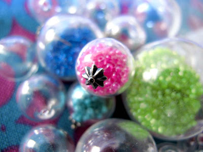 Bubble Gum Glass Necklace