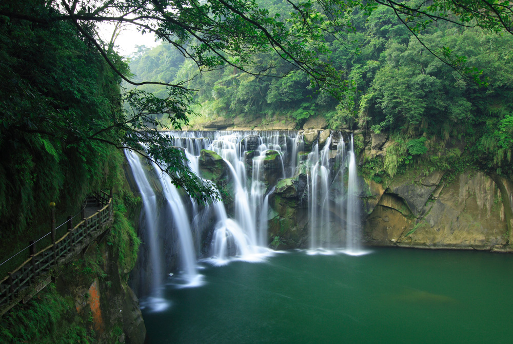 http://amazingviews48.blogspot.com/