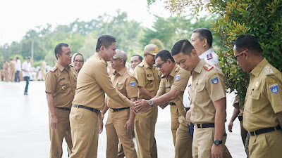 Pimpin Apel Perdana di Tahun 2023, Bupati Enos Harapkan Inovasi dan Semangat Baru