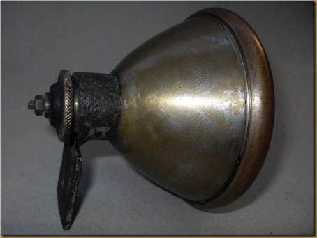 Lampu Corong kuningan