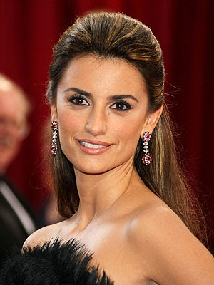 Penelope Cruz braided updo hairstyle. Lindsay Lohan shiny golden hairstyle