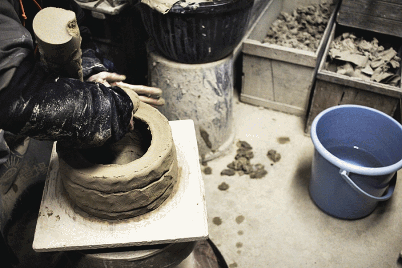 handmade pottery japanese tradition