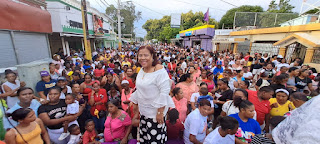 José y Ñiñin, celebraron el día de las madres en el  municipio de Vicente Noble.