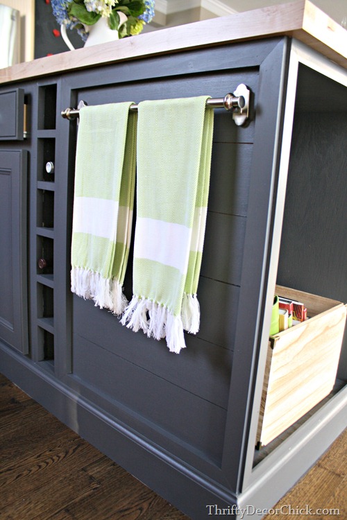 IKEA Fintorp for towels