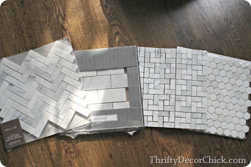 gray and white marble tiles
