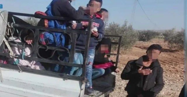 القصرين : والي الجهة يتخذ جملة من الإجراءات إثر وفاة تلميذ في حادث انقلاب شاحنة خفيفة