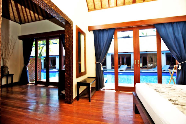 Wonderful Comfortable Bed with Pool View
