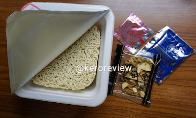 รีวิว เอซคุก บะหมี่กึ่งสำเร็จรูป ยากิโซบะรสปลาหมึก (CR) Review Omori Ika (squid) Yakisoba Instant Noodles, Acecook Brand.