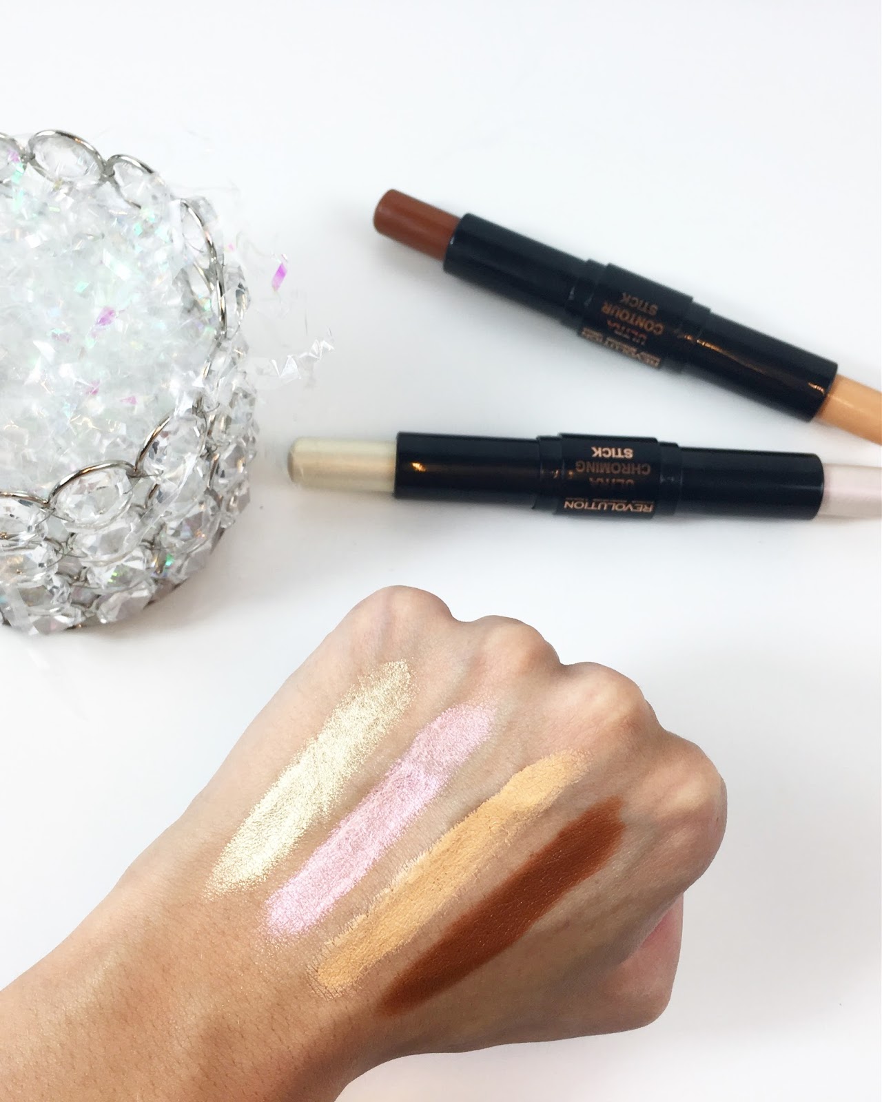 Contour ultra makeup stick revolution duo