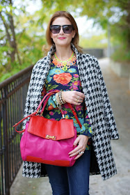 Marc by Marc Jacobs Memphis two tone bag, floral sweatshirt, Fashion and Cookies, fashion blogger