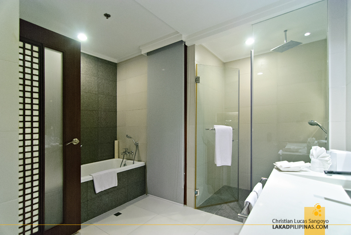 Toilet and Bath at Bellevue Resort in Panglao Island