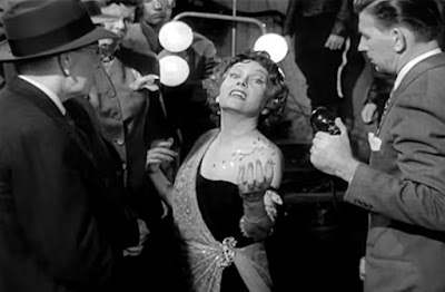 Screenshot - Gloria Swanson as Norma Desmond in Sunset Blvd. (1950)