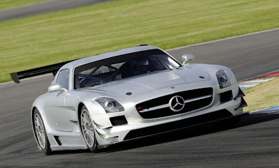 Mercedez Benz SLS