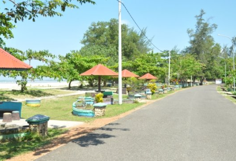 Pantai Nyiur Melambai Destinasi Wisata Belitung