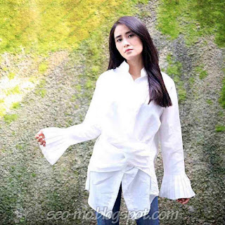 Photo Terbaru Ryana Dea Terbaru Cantik Banget