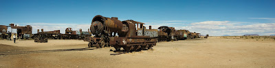 Les locomotives abandonnées sont Allemandes et Française