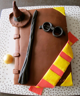 LE GÂTEAU LIVRE HARRY POTTER 