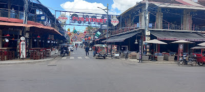 Siem Reap pub street