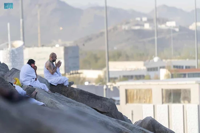 Total number of Pilgrims for this year's Hajj season reached 899,353 pilgrims - Saudi-Expatriates.com