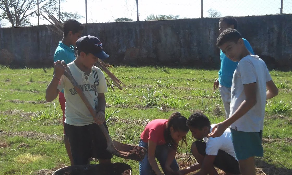 Projeto Revitalização da Escola Orlando.